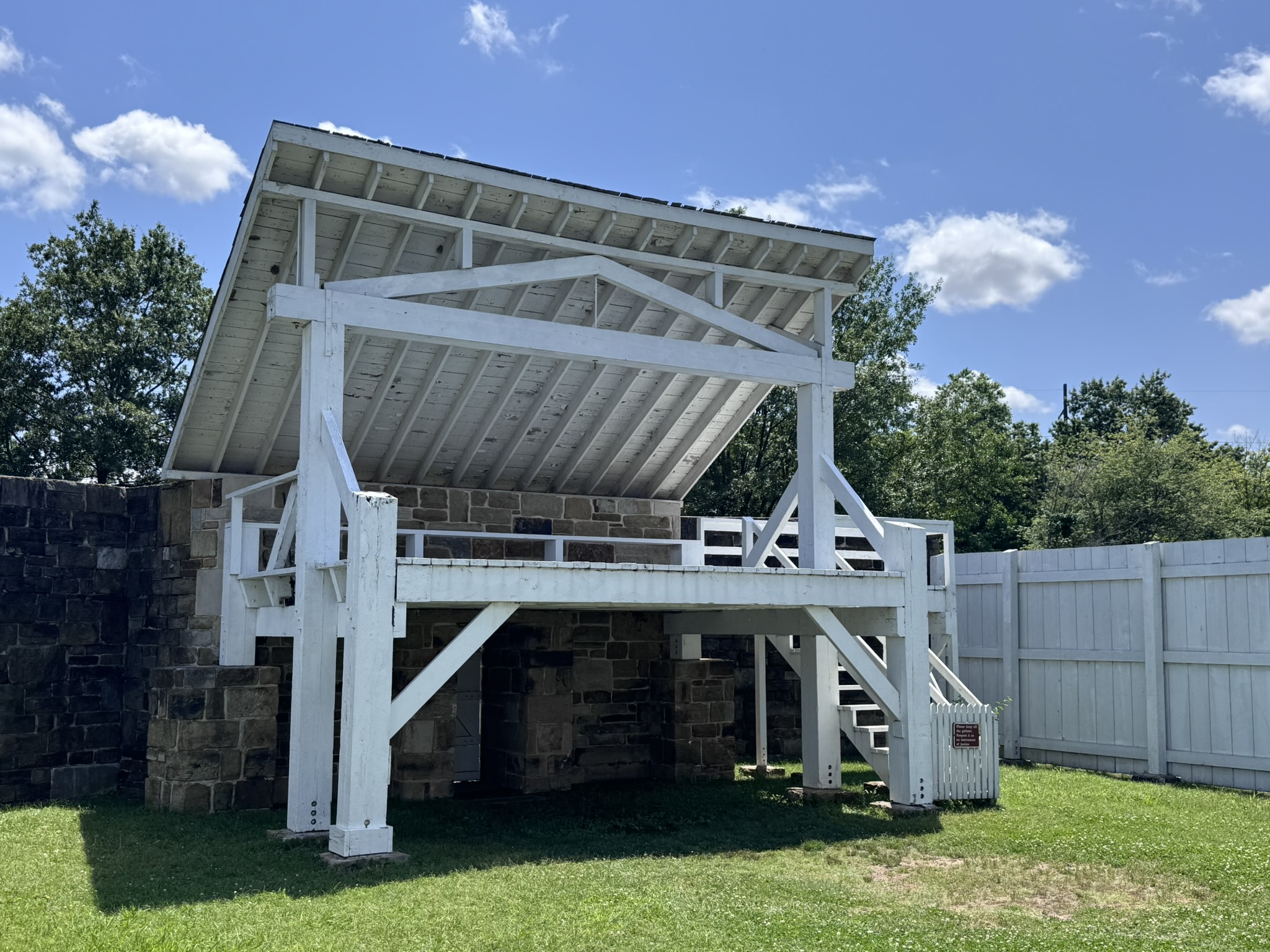 Gallows, Ft Smith AR